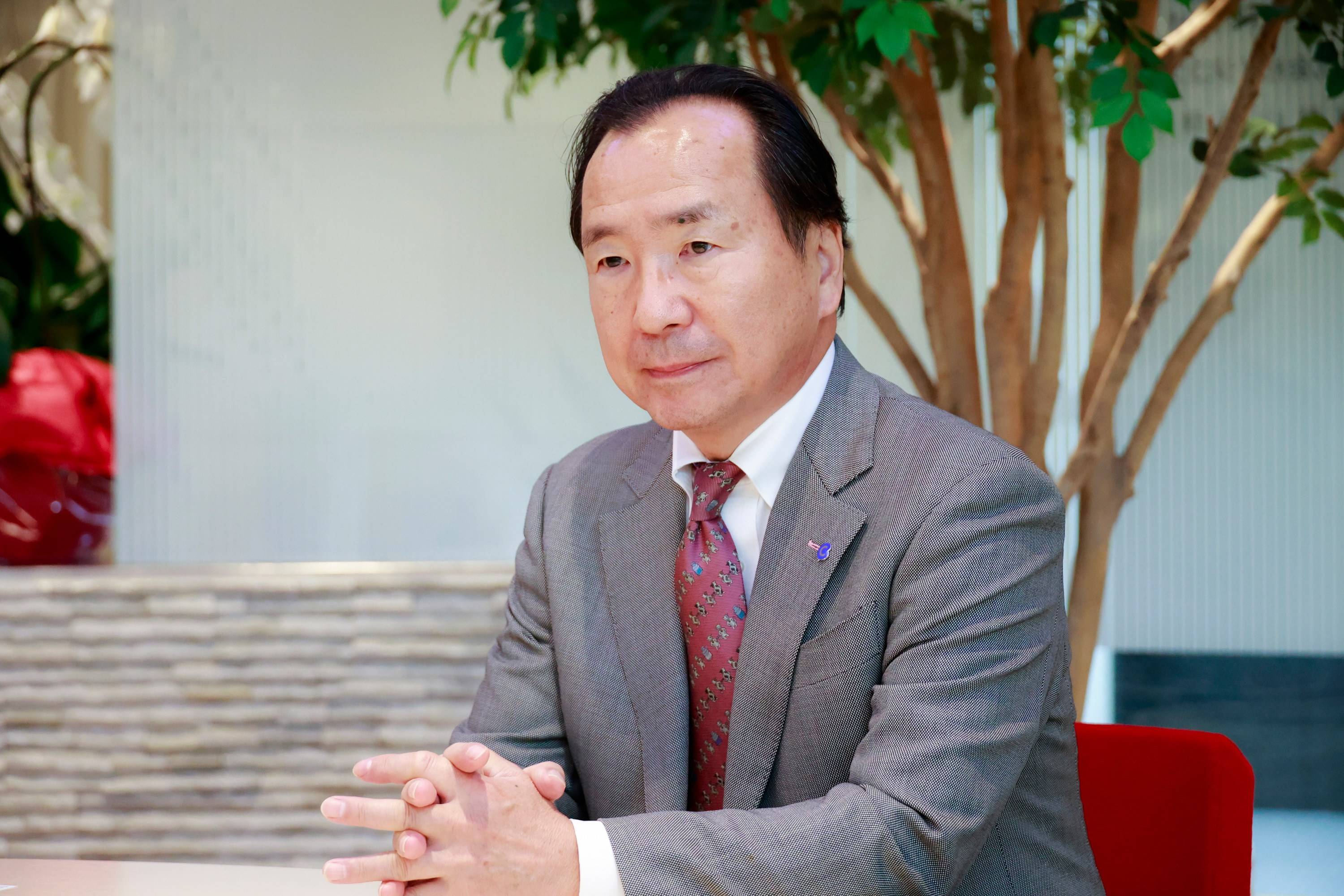 根本雅之 代表取締役会長
