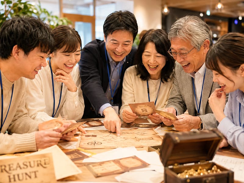 研修プログラムに取り組む参加者